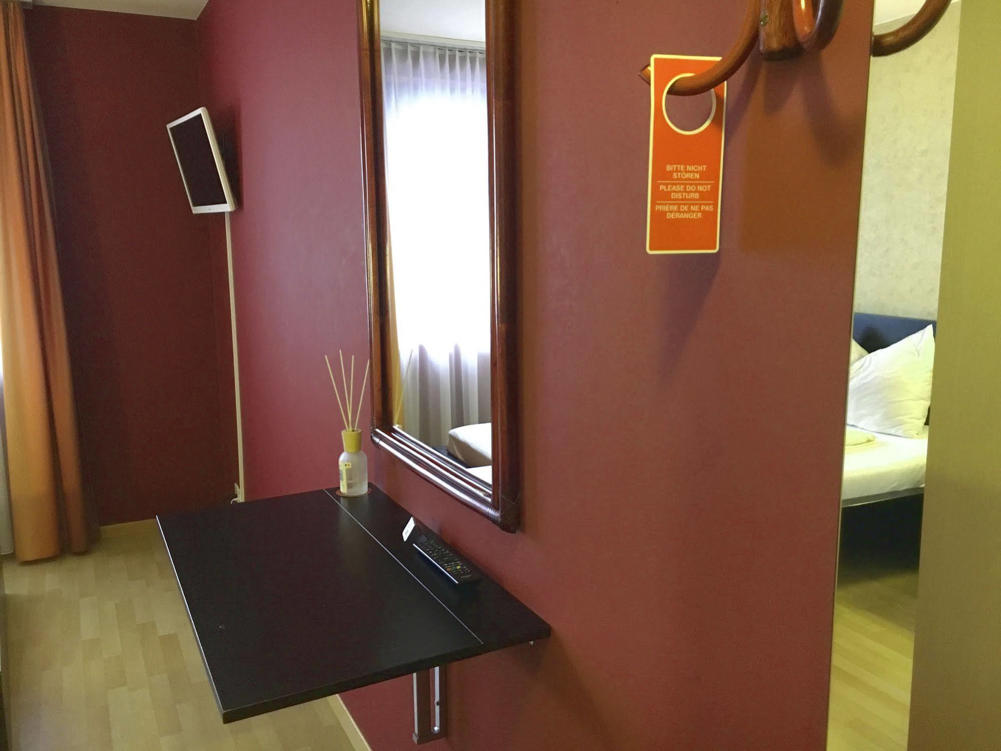 לוצרן Hotel Falken מראה חיצוני תמונה